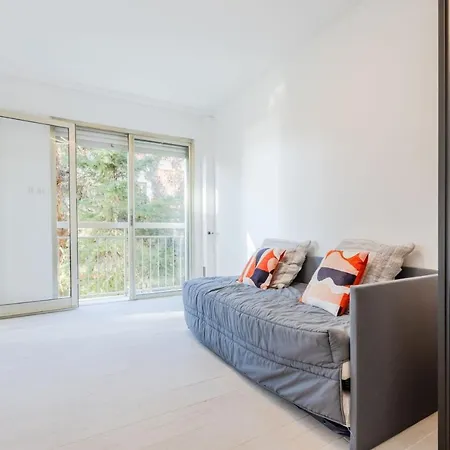Renovated 3-room In A Leafy Park 公寓 戛纳