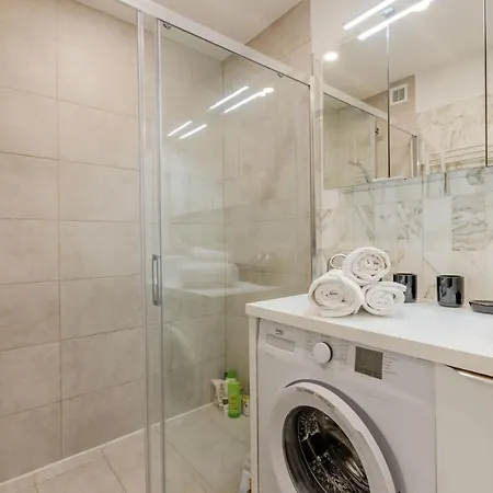 Renovated 3-room In A Leafy Park * Κάννες