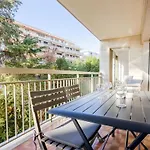 Apartment Renovated 3-room In A Leafy Park Cannes